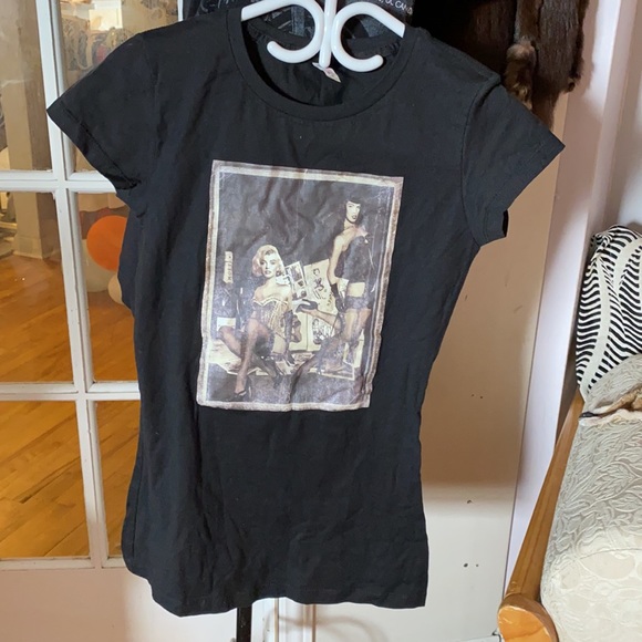 Harley Davidson & Moët fitted tshirt lot S-M - Picture 6 of 9